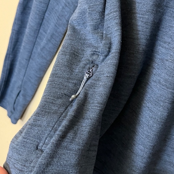 Lululemon Surge Warm Half Zip Long Sleeve Shirt - Men's Size S - Blue - Picture 7 of 12